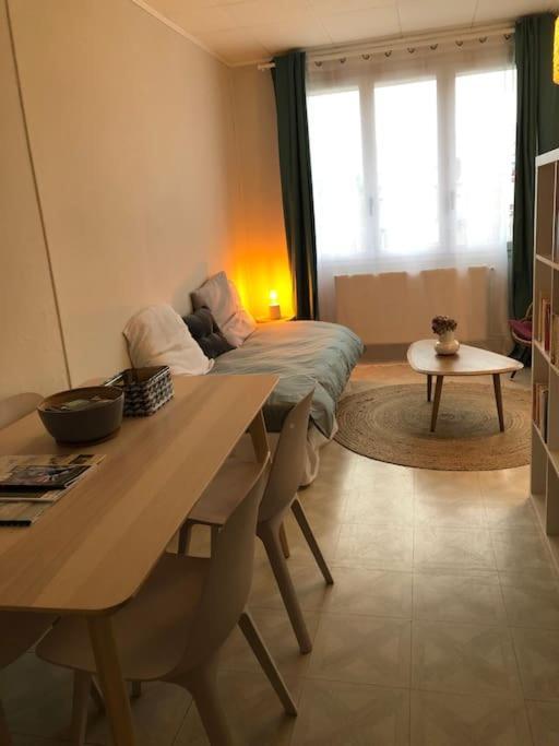 Grand Avec Petite Vue Apartment *