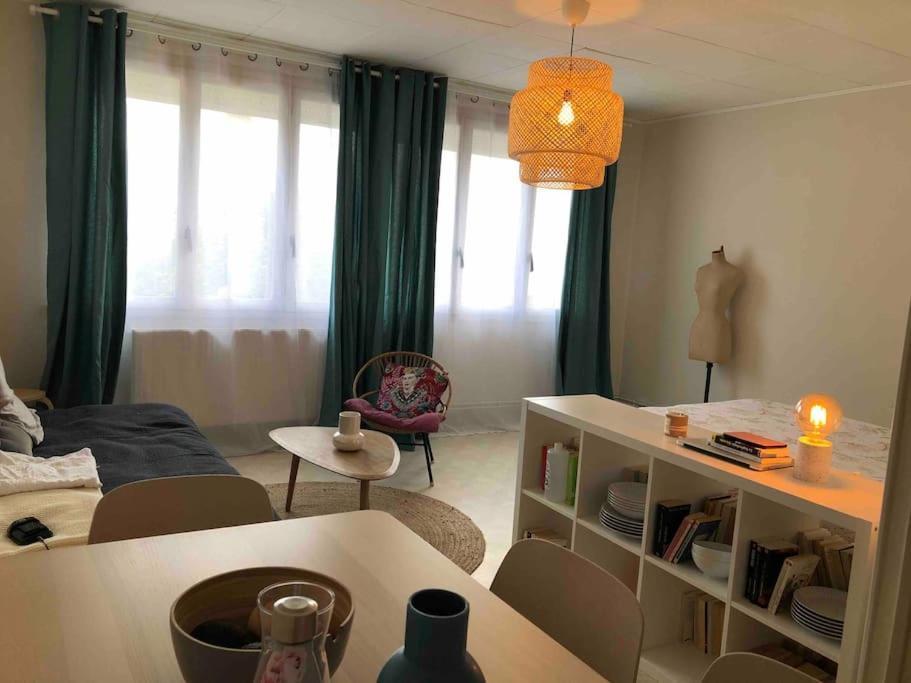 Apartment Grand Avec Petite Vue *