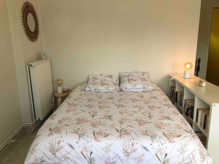 Grand Avec Petite Vue Appartement *